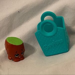 Shopkins Season 3 Pee Wee Kiwi With Bag - Common